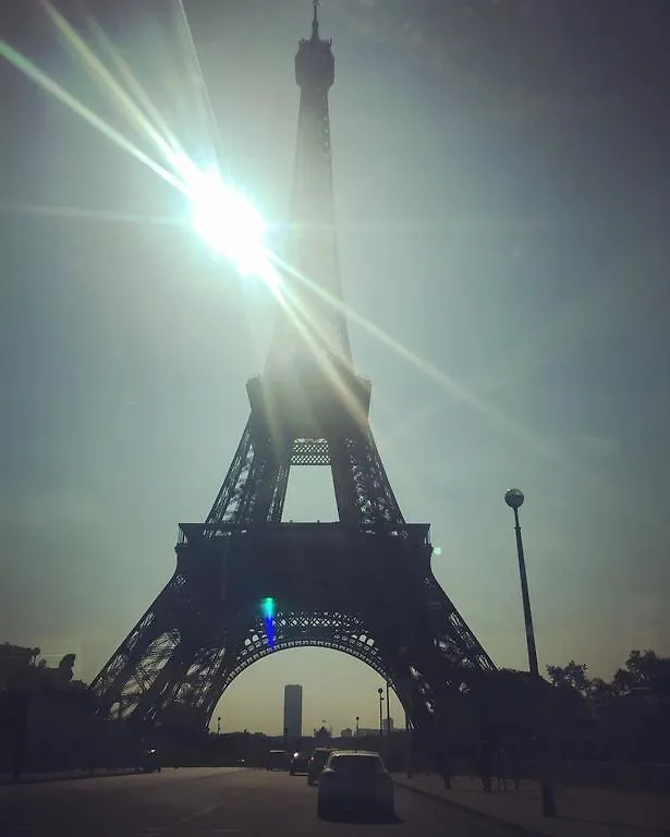 Apartment Eiffel Tower Champs De Mars Paris