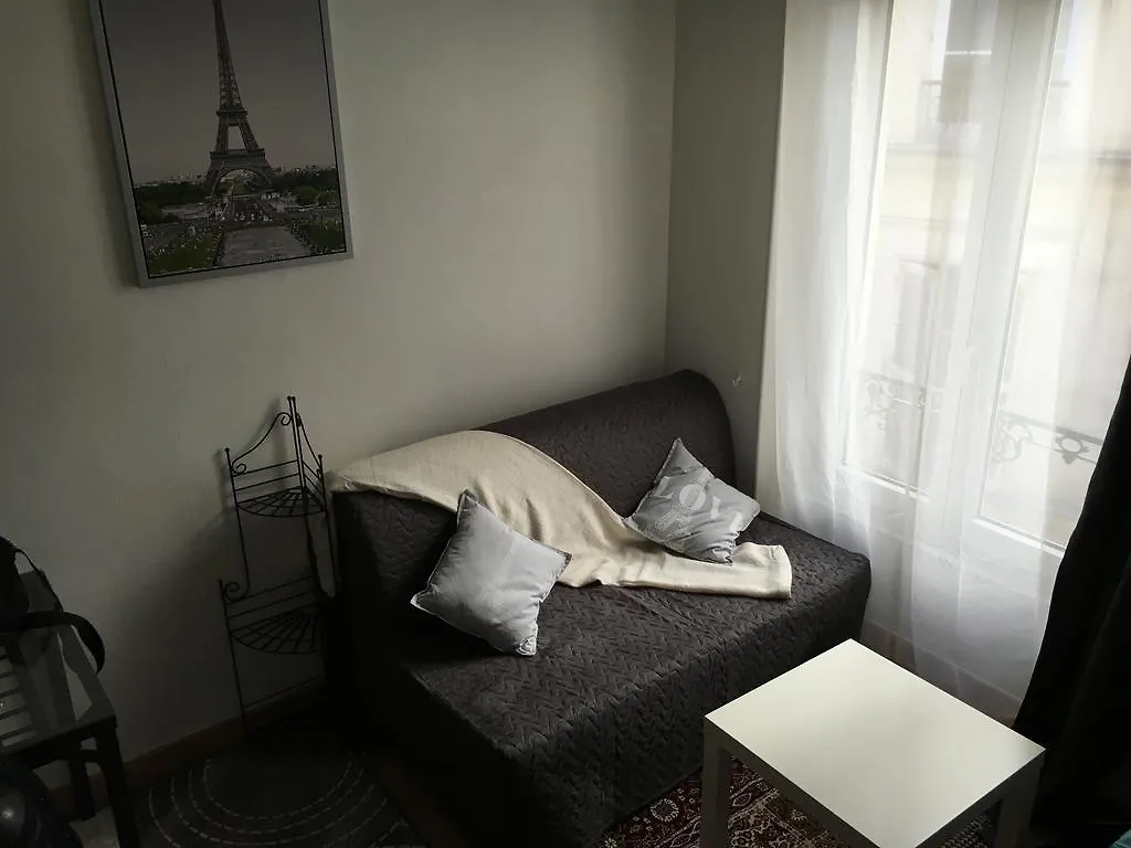Apartment Eiffel Tower Champs De Mars Paris