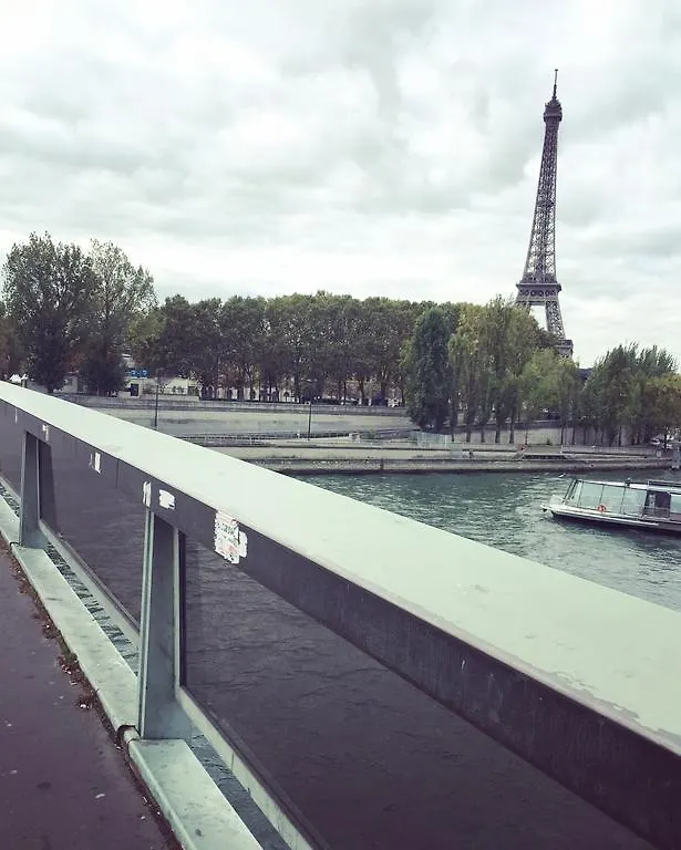 Διαμέρισμα Eiffel Tower Champs De Mars